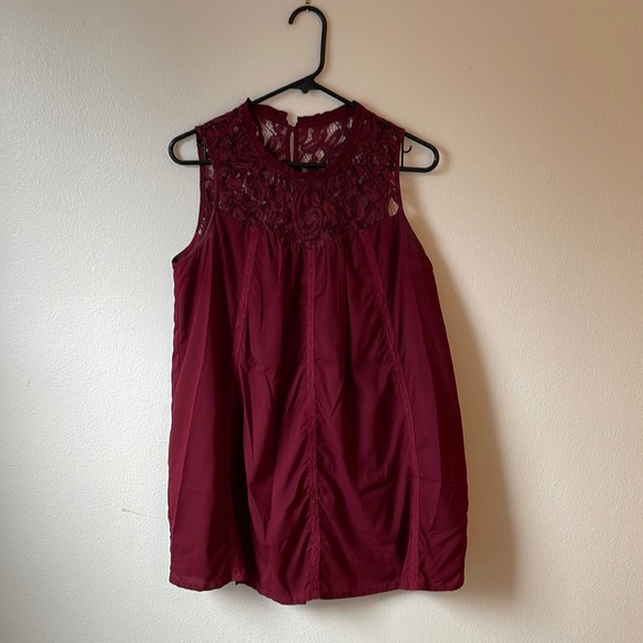 Octavia Maternity Maroon Lace yoke tunic.  Long and loose fit - Picture 1 of 8